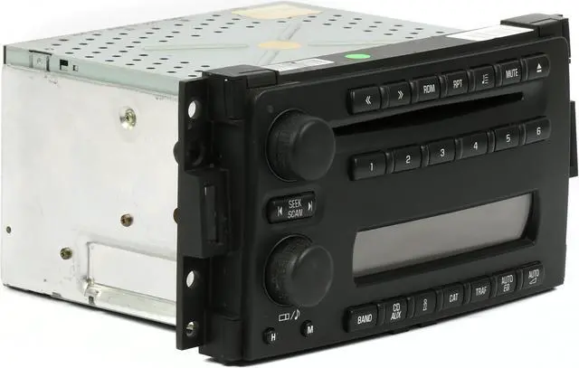 Alt view image 3 of 6 - 2005-2007 Saturn Relay Chevrolet Uplander AM FM Radio CD 15286298 Opt US8