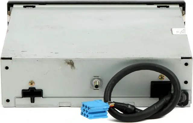 Alt view image 4 of 4 - 2002 Volkswagen Jetta Euro Van Cabrio Single CD Player Code Included CX-DV1070L