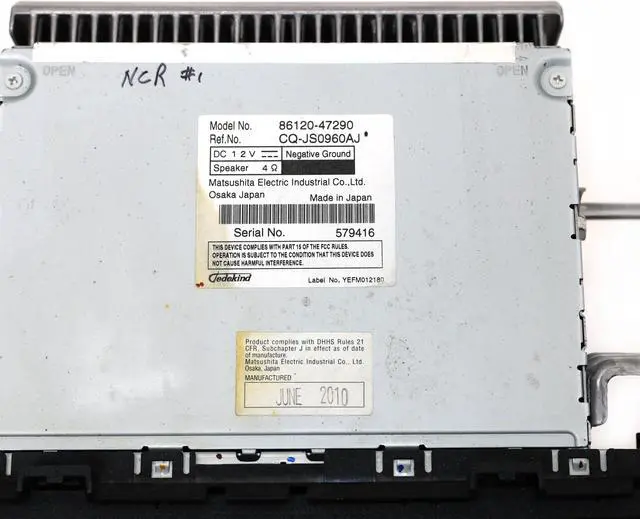 Alt view image 6 of 6 - 2010-2011 Toyota Prius AM FM Radio mp3 CD Face ID 51883 86120-47290