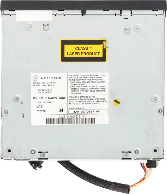 Alt view image 5 of 5 - 2005-2009 Mercedes-Benz SLK280 SLK300 SLK350 SLK55 CD Changer A2118700889