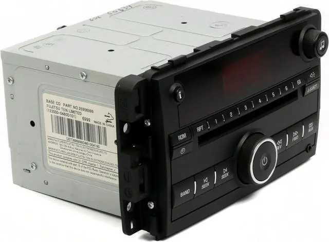 Alt view image 3 of 5 - 2007-2009 Suzuki XL Vitara OEM AM FM Radio Single CD Player 25956999