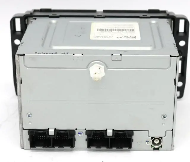 Alt view image 5 of 6 - 2007-2008 Chevy Equinox AM FM CD DVD mp3 Player Aux Bluetooth Opt UUC 15294138