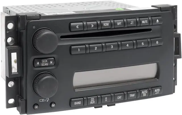 Alt view image 3 of 5 - 2005-07 Pontiac Montana AMFM Radio and CD Player Part Number 15224736 Option US8