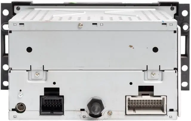 Alt view image 4 of 5 - 2005-07 Pontiac Montana AMFM Radio and CD Player Part Number 15224736 Option US8