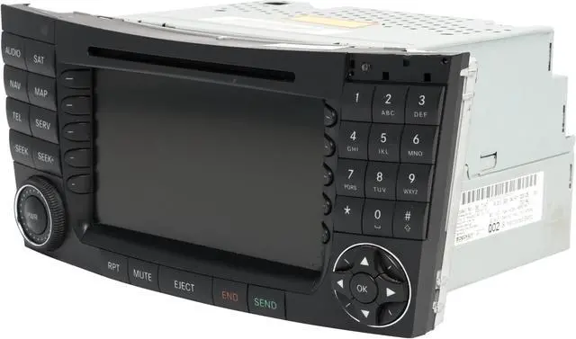 Alt view image 2 of 5 - Mercedes-Benz CLS-Class 2007-2008 Radio AM FM Single Disc CD Player 2118203497