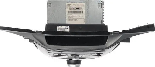 Alt view image 5 of 5 - 2011-12 Honda Odyssey AM FM Receiver w Single-Disc CD Player 39101-TK8-A520-M2
