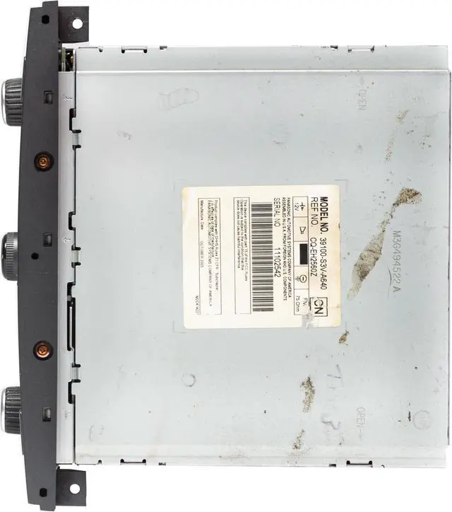 Alt view image 4 of 5 - 2005-06 Acura MDX AM FM Radio 6 Disc Player Navigation 39100-S3V-A640 Face 1AF2