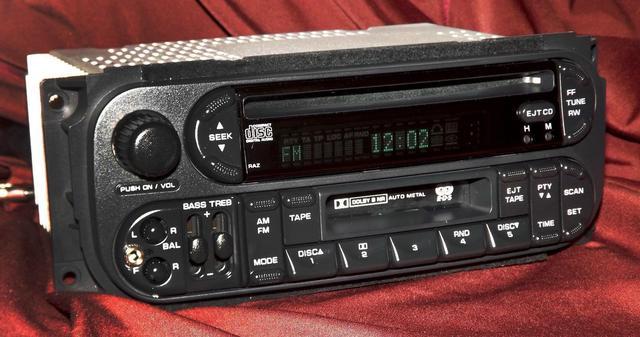 A Chrysler/jeep radio. With deals bass