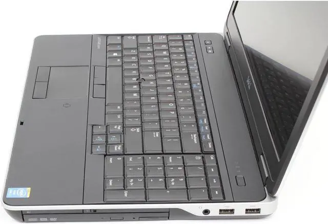 Alt view image 4 of 5 - DELL Latitude E6540 Intel 4th Gen Core i7-4600M (2.90 GHz) 16 GB Memory 512 GB SSD 15.6" HD Screen Windows 10 Pro 64-Bit Webcam
