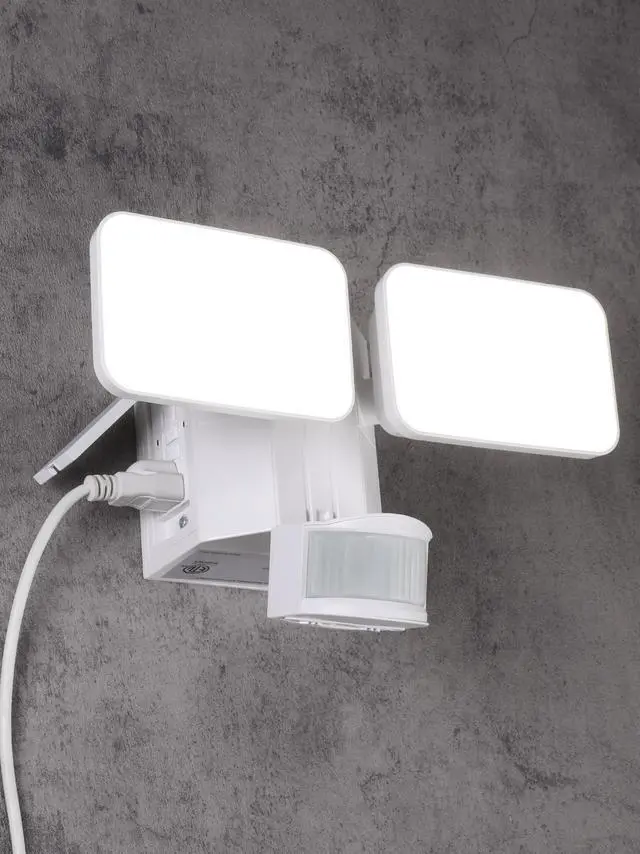 Main image of LED Security Light with GFCI Outlets& Motion Sensor, Dusk to Dawn, 5000K Daylight, White
