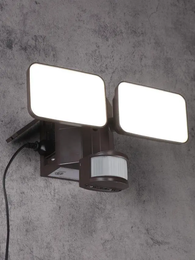 Main image of LED Security Light with GFCI Outlets& Motion Sensor, Dusk to Dawn, 5000K Daylight, Bronze