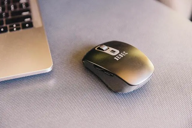 Alt view image 2 of 6 - Xebec Mouse | Bluetooth/Wireless, Compact, Designed for Travel