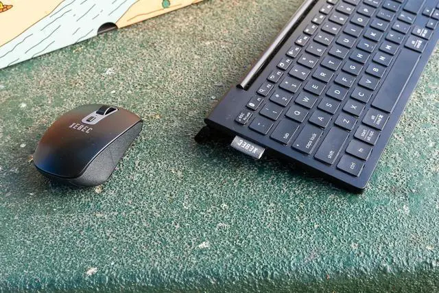 Alt view image 6 of 6 - Xebec Mouse | Bluetooth/Wireless, Compact, Designed for Travel