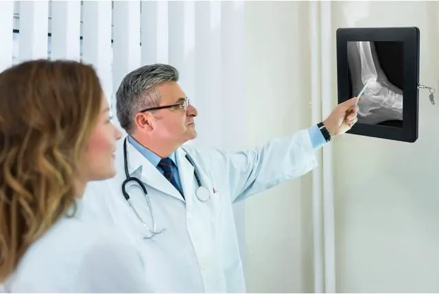 Alt view image 16 of 20 - CTA Digital PAD-PARAW Premium Locking Wall Mount