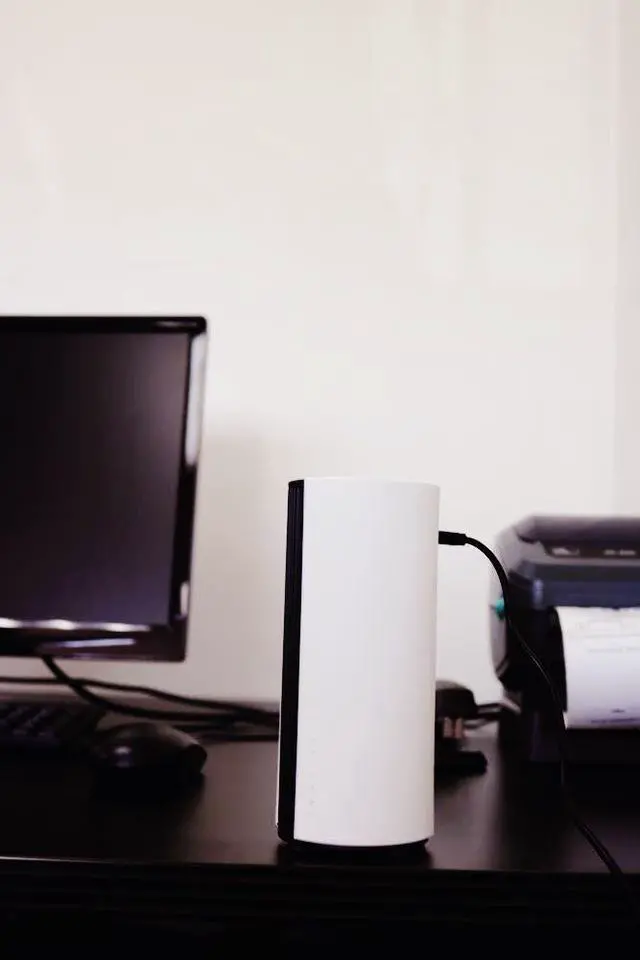Alt view image 8 of 15 - myGEKOgear Cyclone O2 HEPA 13 Activated Carbon Mini Portable Air Purifier