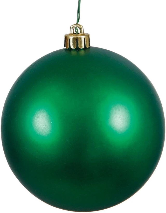 Main image of Vickerman 6" Emerald Matte Ball Drilled 4/Bag - N591524DMV