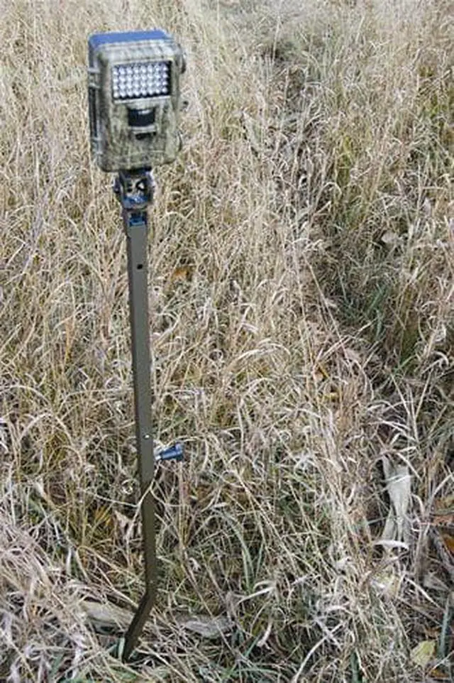 Alt view image 3 of 5 - HME Trail Camera Holder Grnd Mount