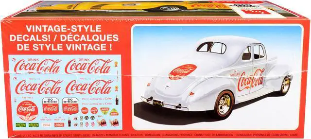 Alt view image 4 of 10 - Skill 3 Model Kit 1940 Ford Coupe "Coca-Cola" 1/25 Scale Model by AMT