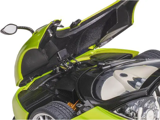 Alt view image 4 of 14 - Pagani Huayra Roadster Verde Firenze Green Metallic and Carbon with Luggage Set 1/18 Model Car by Autoart