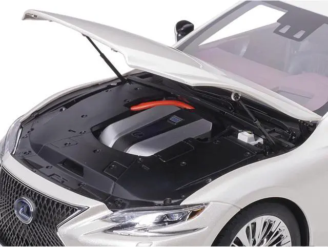 Alt view image 3 of 15 - Lexus LS500h Sonic White Metallic with Crimson and Black Interior 1/18 Model Car by Autoart
