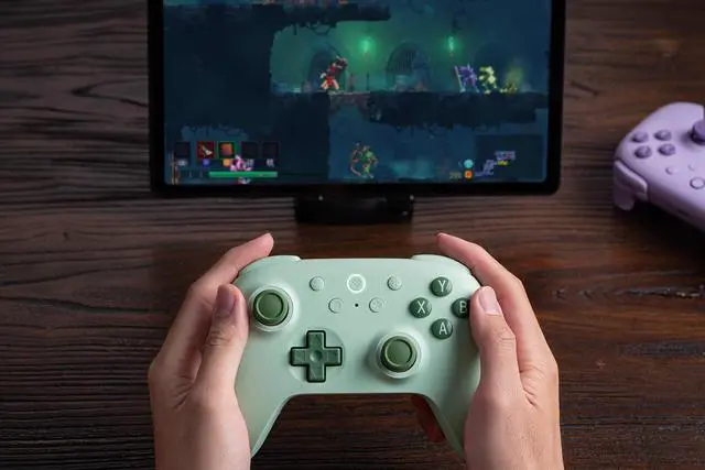Alt view image 4 of 7 - 8BitDo Ultimate 2C Wireless Controller for Windows PC and Android, with 1000 Hz Polling Rate, Hall Effect Joysticks and Triggers, and Remappable L4/R4 Bumpers (Green)
