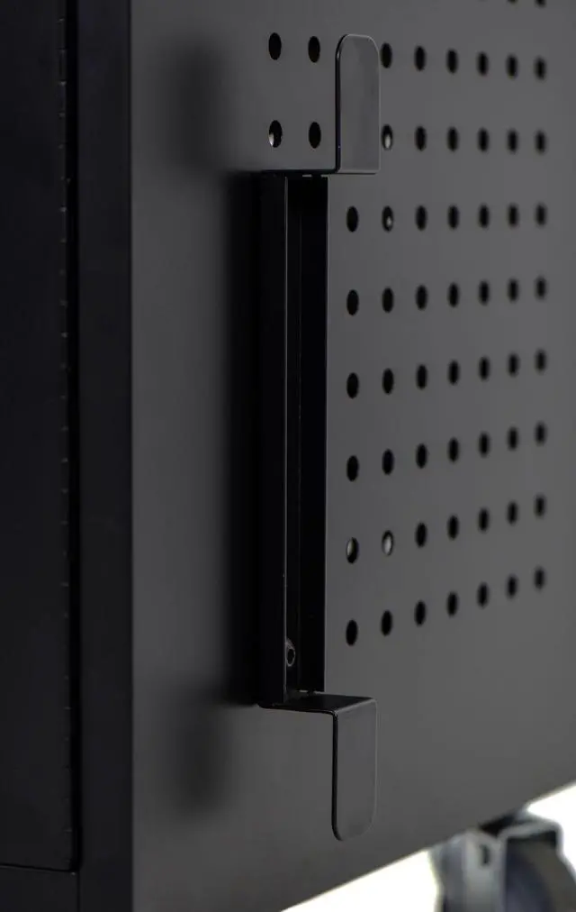 Alt view image 5 of 9 - Luxor LLTM24-B  24 Tablet/Chromebook Charging Cart