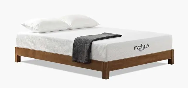 Alt view image 2 of 6 - Aveline 10" King Mattress -