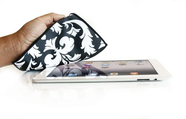 Alt view image 2 of 3 - CLEER GEAR - SCHAZTII SMART CLOTH ~ Soul Cycle