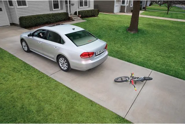 Alt view image 20 of 20 - Garmin BC 40, Wireless Backup Camera, Works with Compatible Garmin Navigators