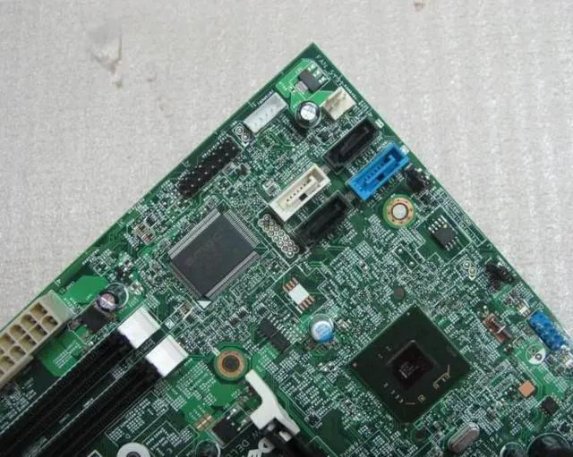 Alt view image 3 of 12 - Dell Optiplex 390 Motherboard Intel MIH61R M5DCD 0M5DCD