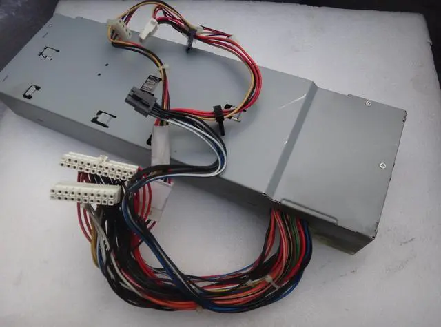 Main image of Dell 550W HP-U551FF3 D550P-00 PRECISION 470 POWER SUPPLY H2370 D1257