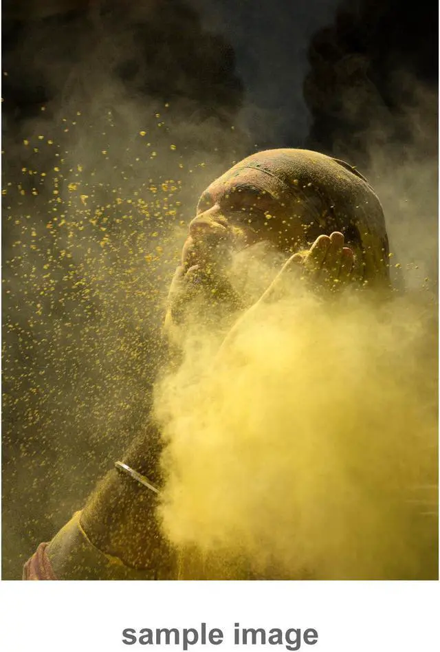 Alt view image 3 of 20 - Fujifilm 110mm F2 GF R LM Lens 600018568