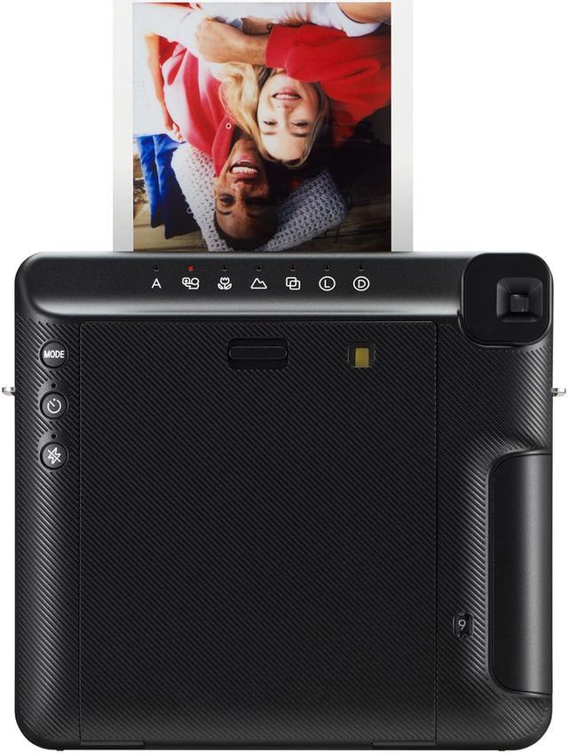 Fujifilm Instax Square SQ6 goes analog
