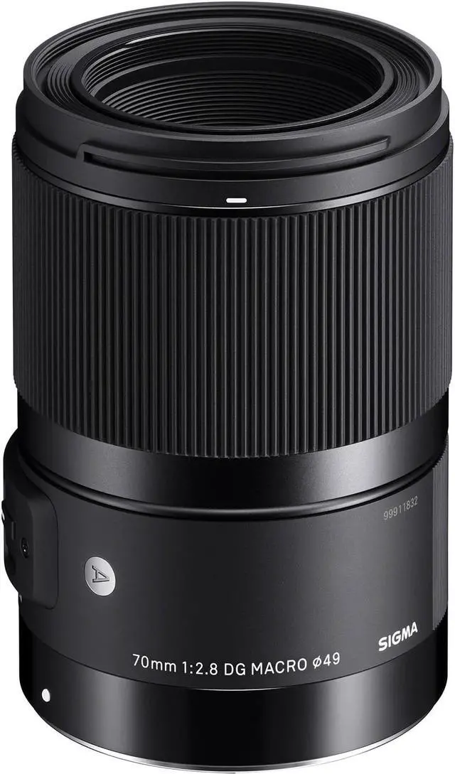Alt view image 12 of 20 - Sigma 70mm F2.8 Art DG Macro Lens for Sony E (271965)