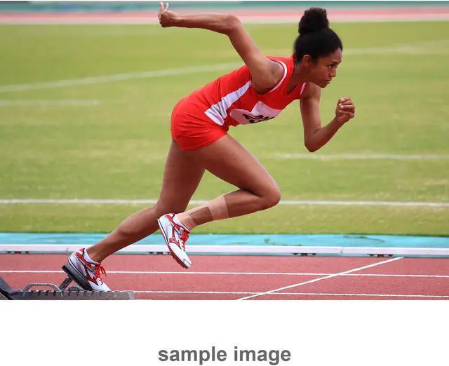 Alt view image 7 of 20 - Canon EF 70-200mm f/4L IS II USM Lens