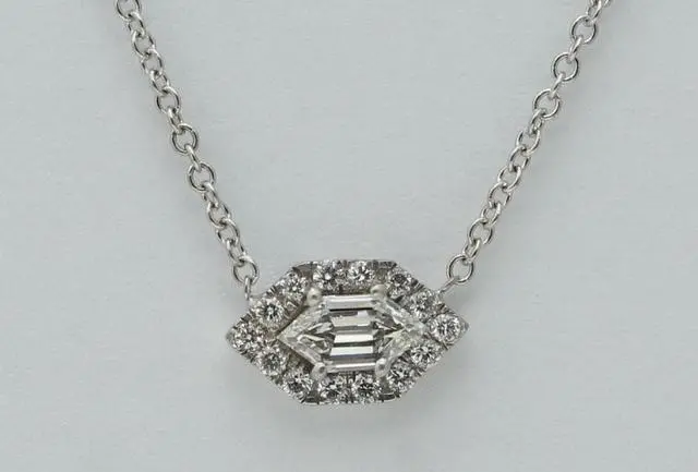 Main image of 18k White Gold Marquise Duchess Cut Diamond Halo Pendant (0.26 Ct,F Color,VS1 Clarity)