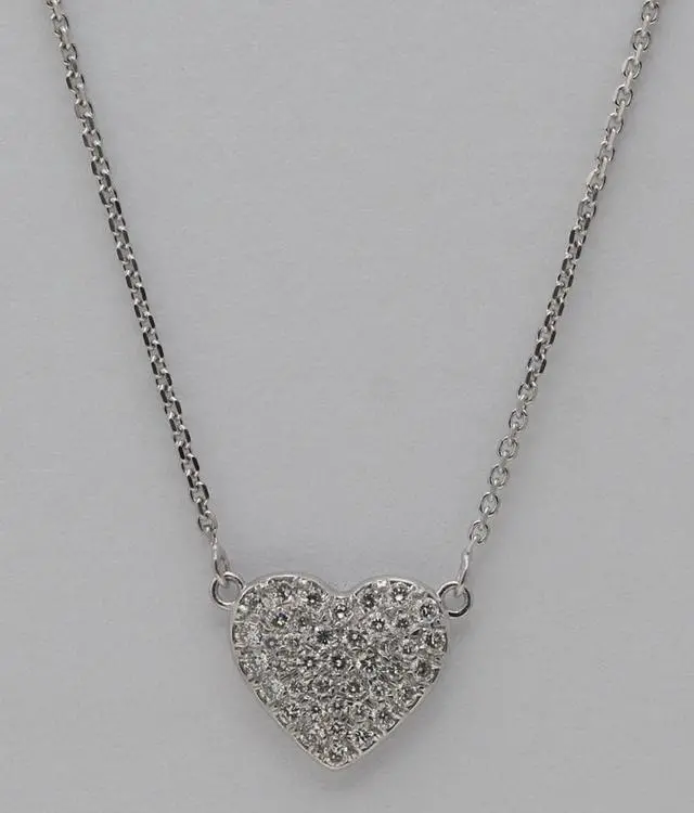 A white gold Diamond Pendant – Vintage Tom