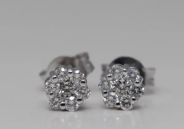 Main image of 14k White Gold Round Cut Invisible Setting Diamond Flower Stud Earrings (0.67 Ct,G Color,SI1 Clarity)