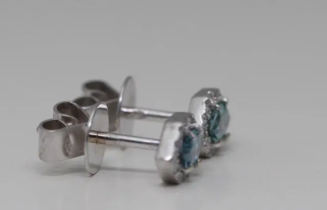 Alt view image 3 of 4 - 18k Gold Round & Halo Diamond Stud Earrings (Blue(Irradiated) & White Diamonds,Si2 Clarity)