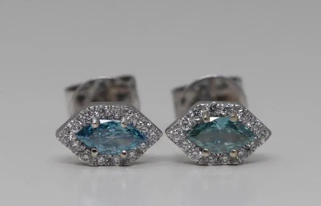 Alt view image 4 of 4 - 18k Gold Round & Halo Diamond Stud Earrings (Blue(Irradiated) & White Diamonds,Si2 Clarity)