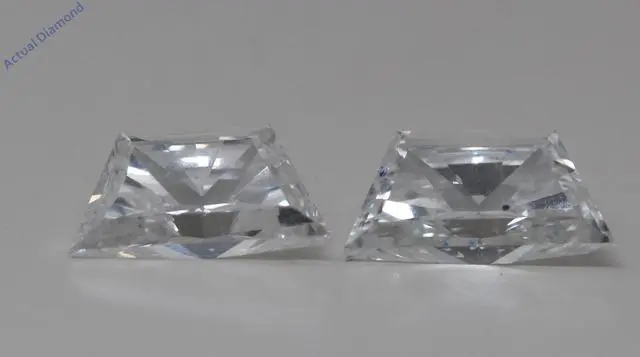 Main image of A Pair of Trapezoid Cut Natural Mined Loose Diamonds (0.7 Ct,H Color,SI1 Clarity)