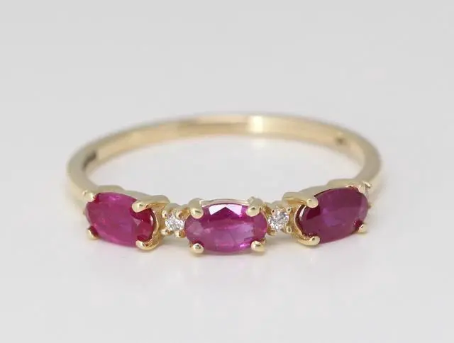 Alt view image 4 of 4 - 14k Yellow Gold Oval Natural Mined Ruby & Diamond 3 Center Stone Ring (Red Ruby & White Diamonds VS2)