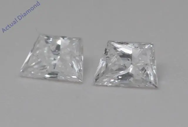 Alt view image 4 of 4 - A Pair of Trapezoid Cut Natural Mined Loose Diamonds (0.67 Ct,D-e Color,SI2-I1 Clarity)