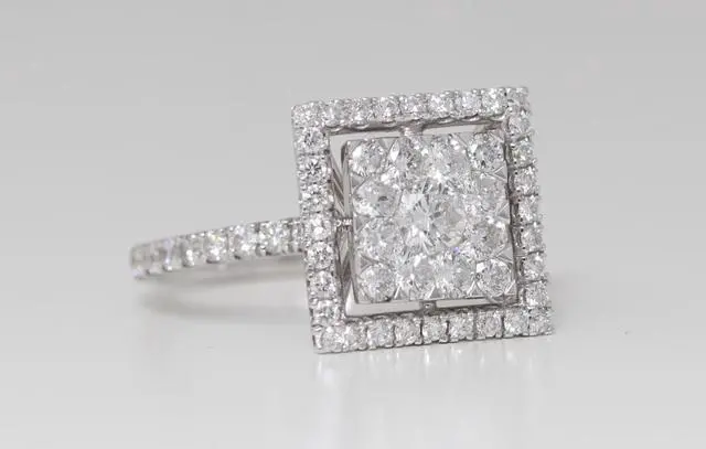 Alt view image 3 of 4 - 18k White Gold Round Diamond Multi-Stone Pave Cluster Set Framed Square Ring (1.36 Ct G SI2 Clarity)