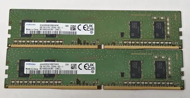 Main image of Lenovo 8GB (2x4GB) DDR4 3200MHz PC4-25600 Desktop RAM UDIMM Kit - Samsung M378A5244CB0-CWE Non-ECC 1.2V