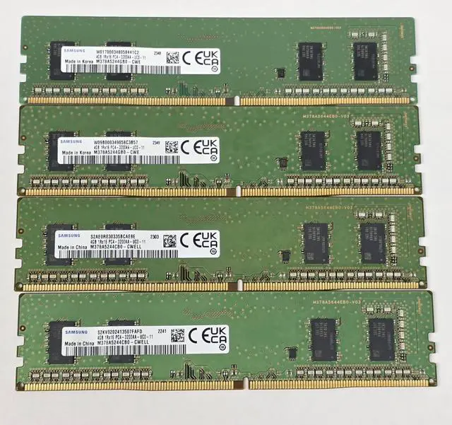 Main image of Lenovo 16GB (4x4GB) DDR4 3200MHz Desktop RAM Kit, Samsung M378A5244CB0-CWELL, PC4-25600 288-Pin Non-ECC UDIMM