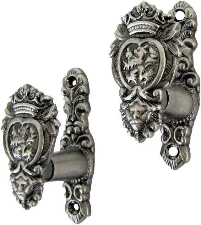 Main image of Treasure Gurus Medieval Lion Head Wall Mount Weapon Hooks Set