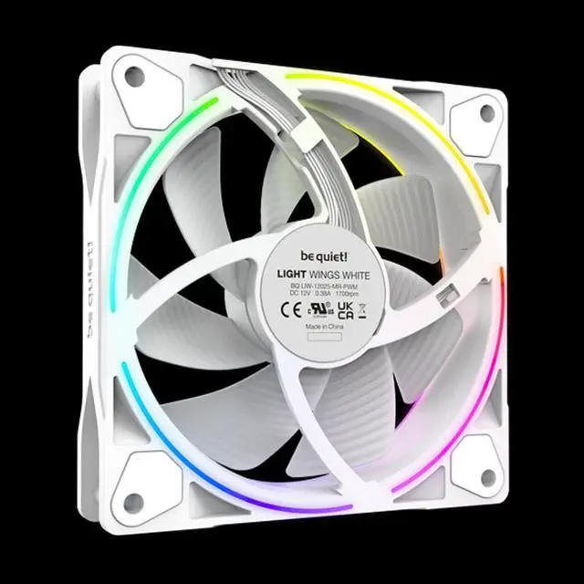 Alt view image 2 of 7 - be quiet! LIGHT WINGS WHITE 120mm PWM TRIPLE PACK