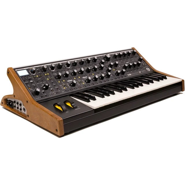 Alt view image 4 of 6 - Moog Subsequent 37 Paraphonic Analog Synthesizer - Gator GTSA-MIX203008 Bundle