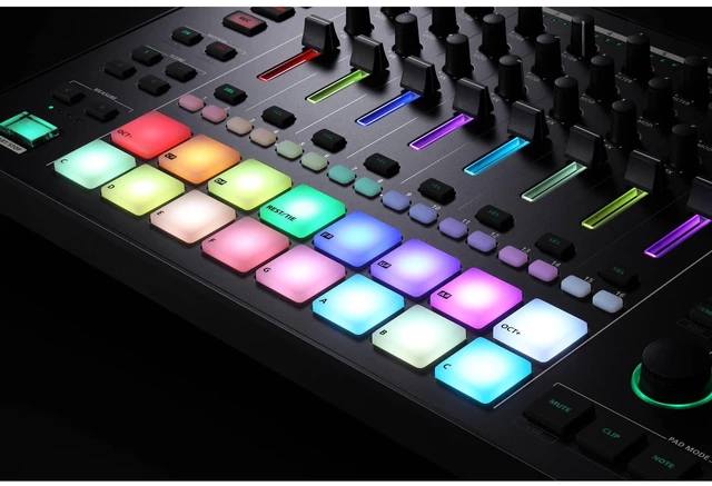 Alt view image 5 of 5 - Roland MC-707 GROOVEBOX (US.ED)